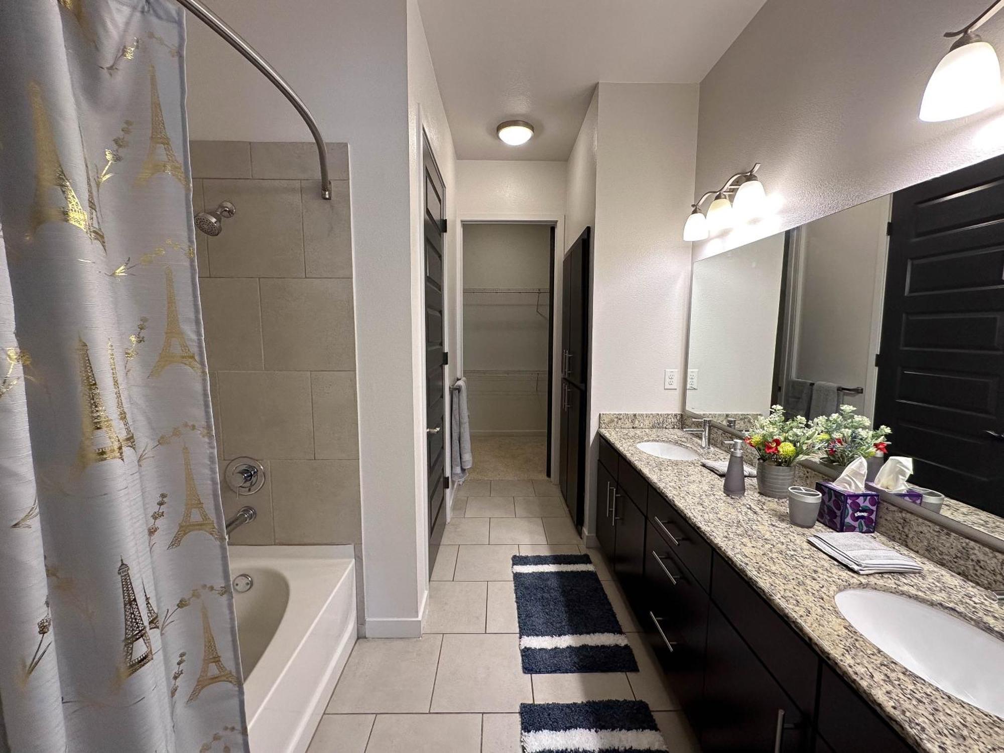 Lux 2 Bedroom In Woodland Hills Los Angeles Exterior photo